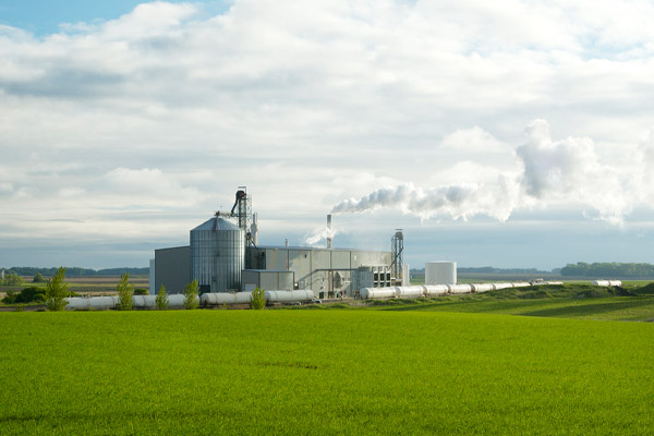 image of an ethanol plant depicting biofuels