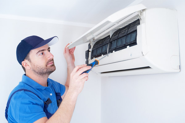 ductless heat pump service by hvac contractor