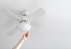 homeowner setting ceiling fan direction